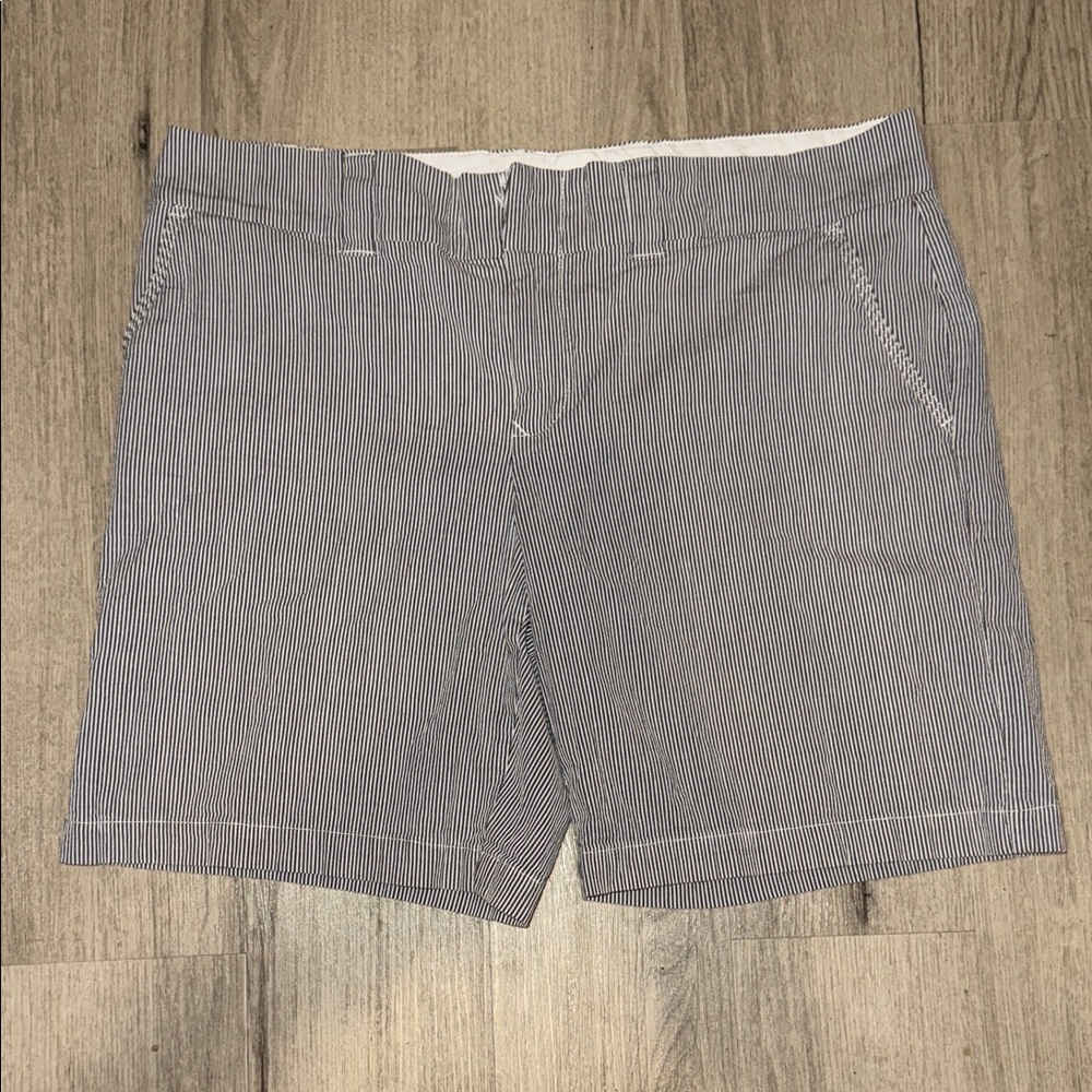 Tommy Hilfiger Women's Blue Striped Shorts